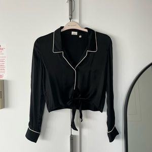 Aritzia Wilfred Black Silk Sleepy Long Sleeve Blouse